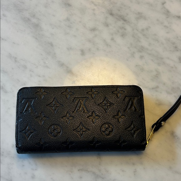 Louis Vuitton long Black zippy Monogram Wallet- authentic - Picture 2 of 11